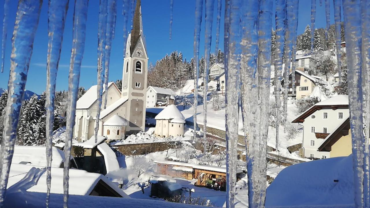 Gasthof Zur Schmiede Берг  Экстерьер фото