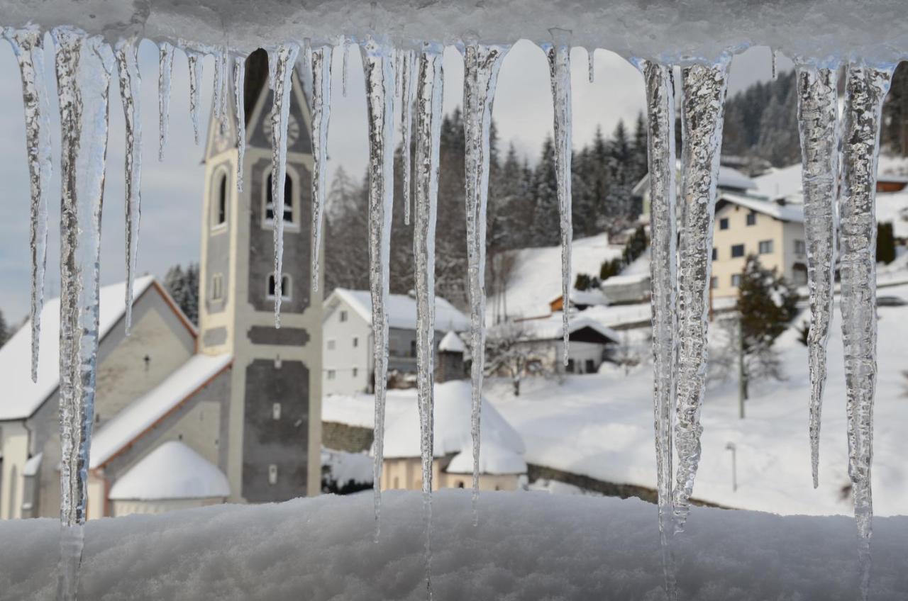Gasthof Zur Schmiede Берг  Экстерьер фото