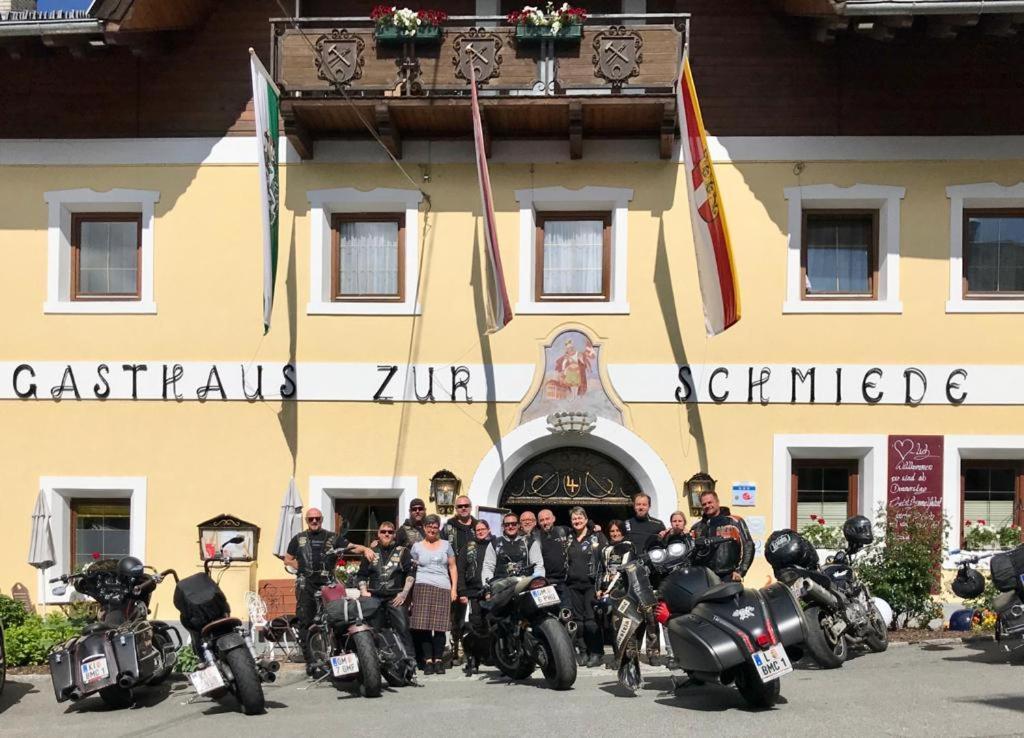 Gasthof Zur Schmiede Берг  Экстерьер фото